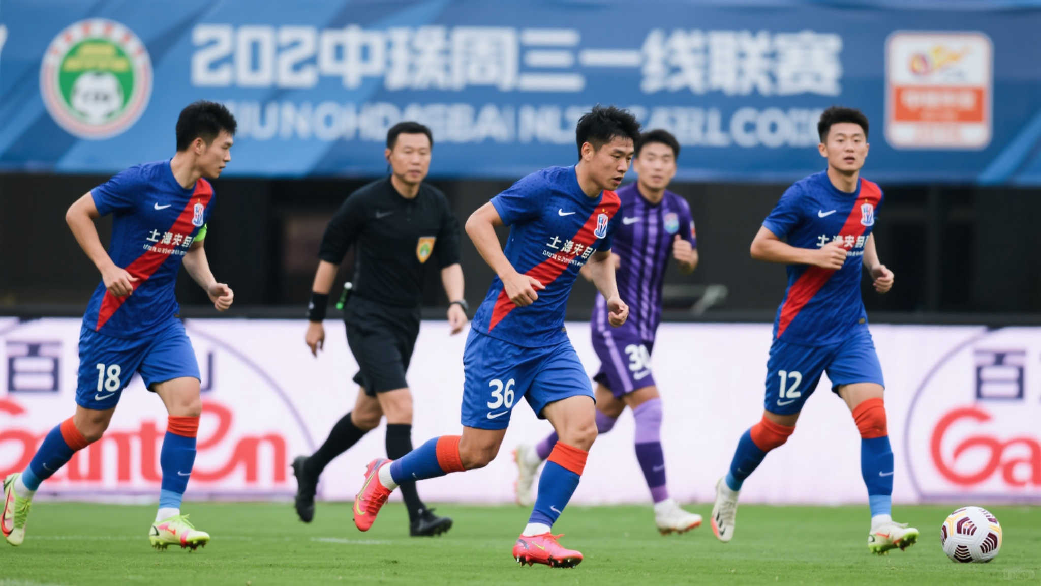 中超赛程密集，上海申花近几周几乎是三线作战，既要应